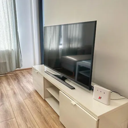 Apartment 5 Min From The Airport